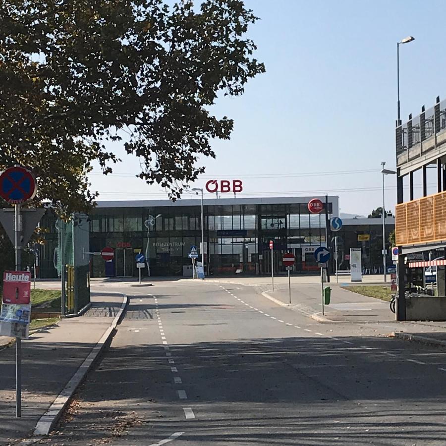 Apartament Lg Tiny Korneuburg Zewnętrze zdjęcie